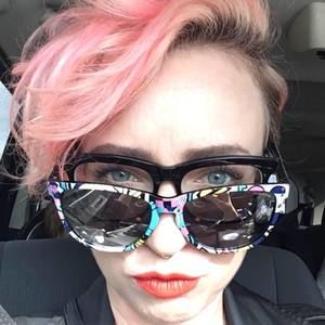 Meet your Posher, Angela